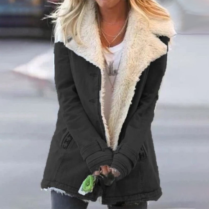 Amelie | Elegante Winterjacke für Damen mit Reverskragen 4