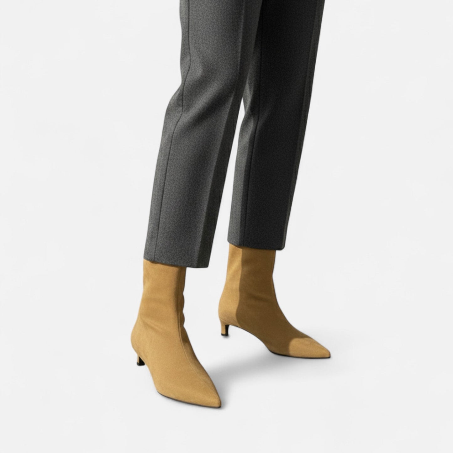 Nerina | Elegante Stiefeletten mit spitzer Silhouette für Damen