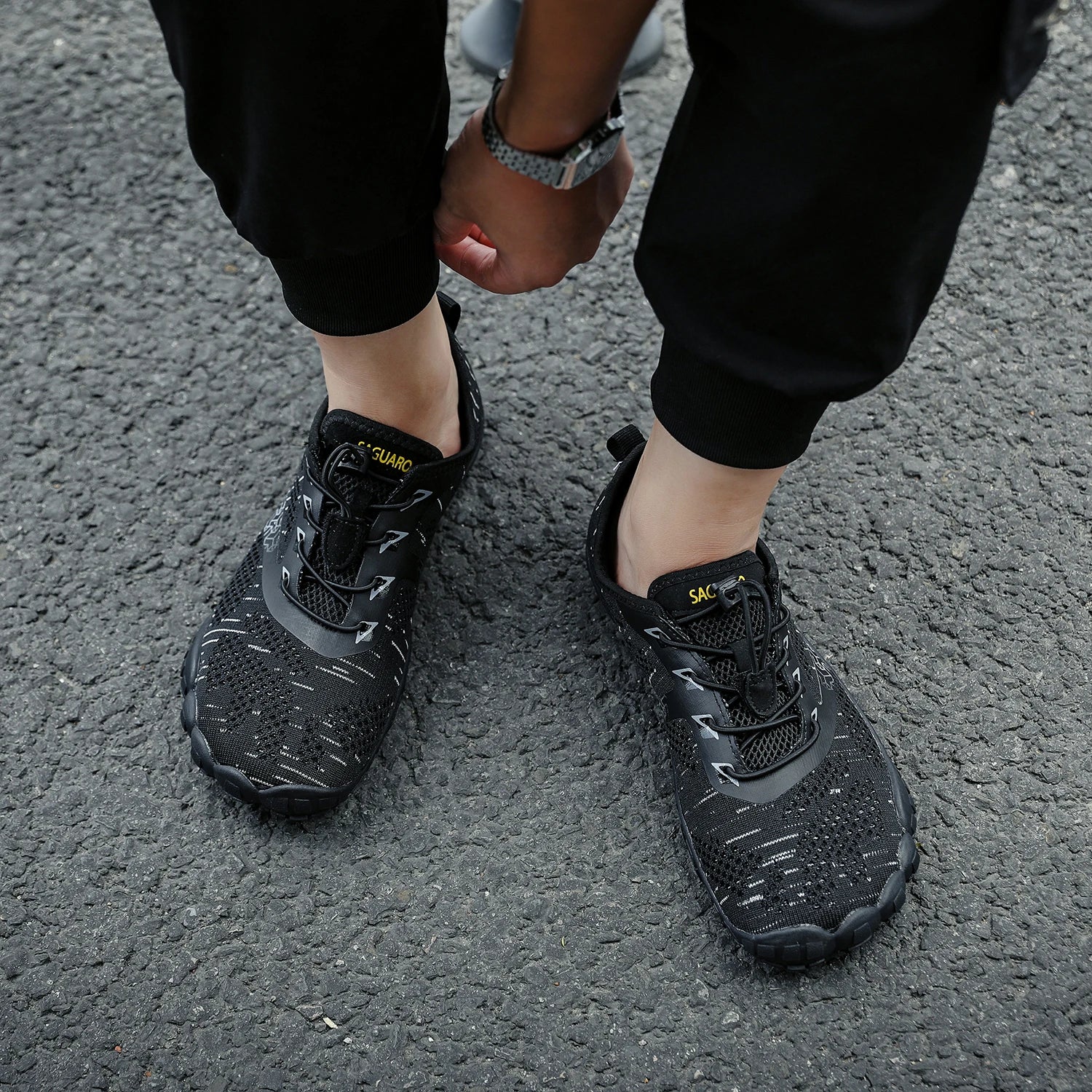 Herren Barfussschuhe mit weitem Zehenbereich und atmungsaktiver Sohle bieten optimalen Tragekomfort und Bewegungsfreiheit. Ideal 4