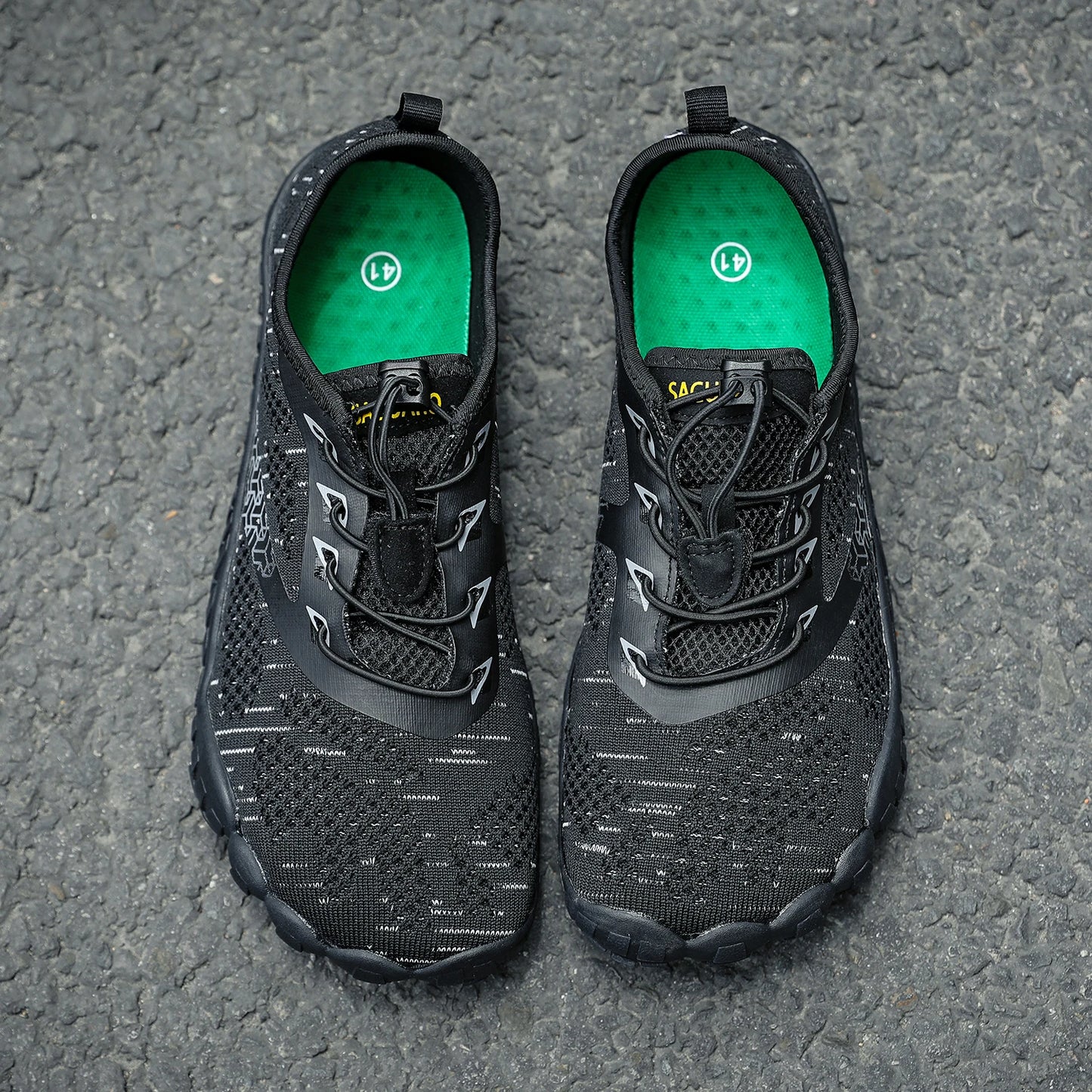 Herren Barfussschuhe mit weitem Zehenbereich und atmungsaktiver Sohle bieten optimalen Tragekomfort und Bewegungsfreiheit. Ideal 5