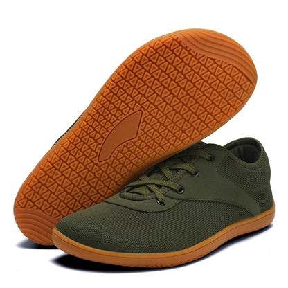 Herren Wanderschuhe mit breiter Zehenpartie und atmungsaktivem Material bieten optimalen Komfort und Unterstützung für Outdoor-Aktivitäten. 11