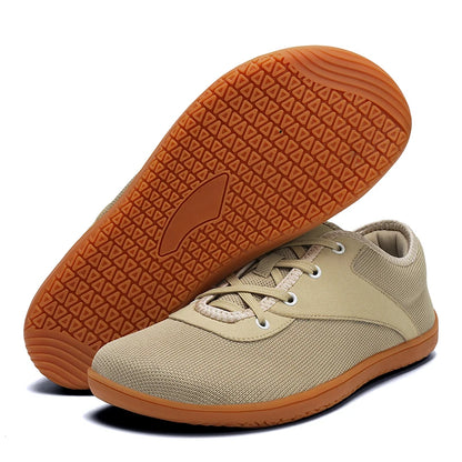 Herren Wanderschuhe mit breiter Zehenpartie und atmungsaktivem Material bieten optimalen Komfort und Unterstützung für Outdoor-Aktivitäten. 13