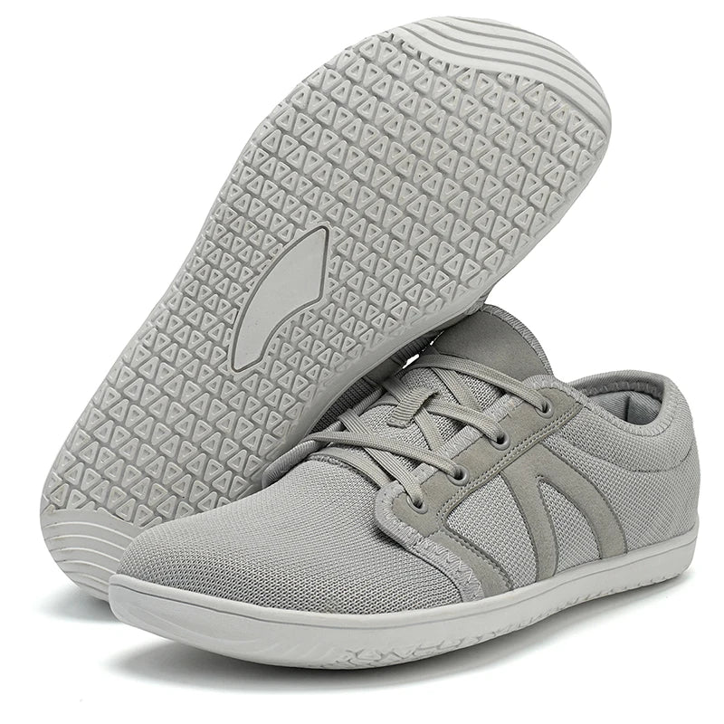 Herren Wanderschuhe mit breiter Zehenpartie und atmungsaktivem Material bieten optimalen Komfort und Unterstützung für Outdoor-Aktivitäten. 6