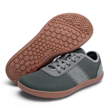 Herren Wanderschuhe mit breiter Zehenpartie und atmungsaktivem Material bieten optimalen Komfort und Unterstützung für Outdoor-Aktivitäten. 9