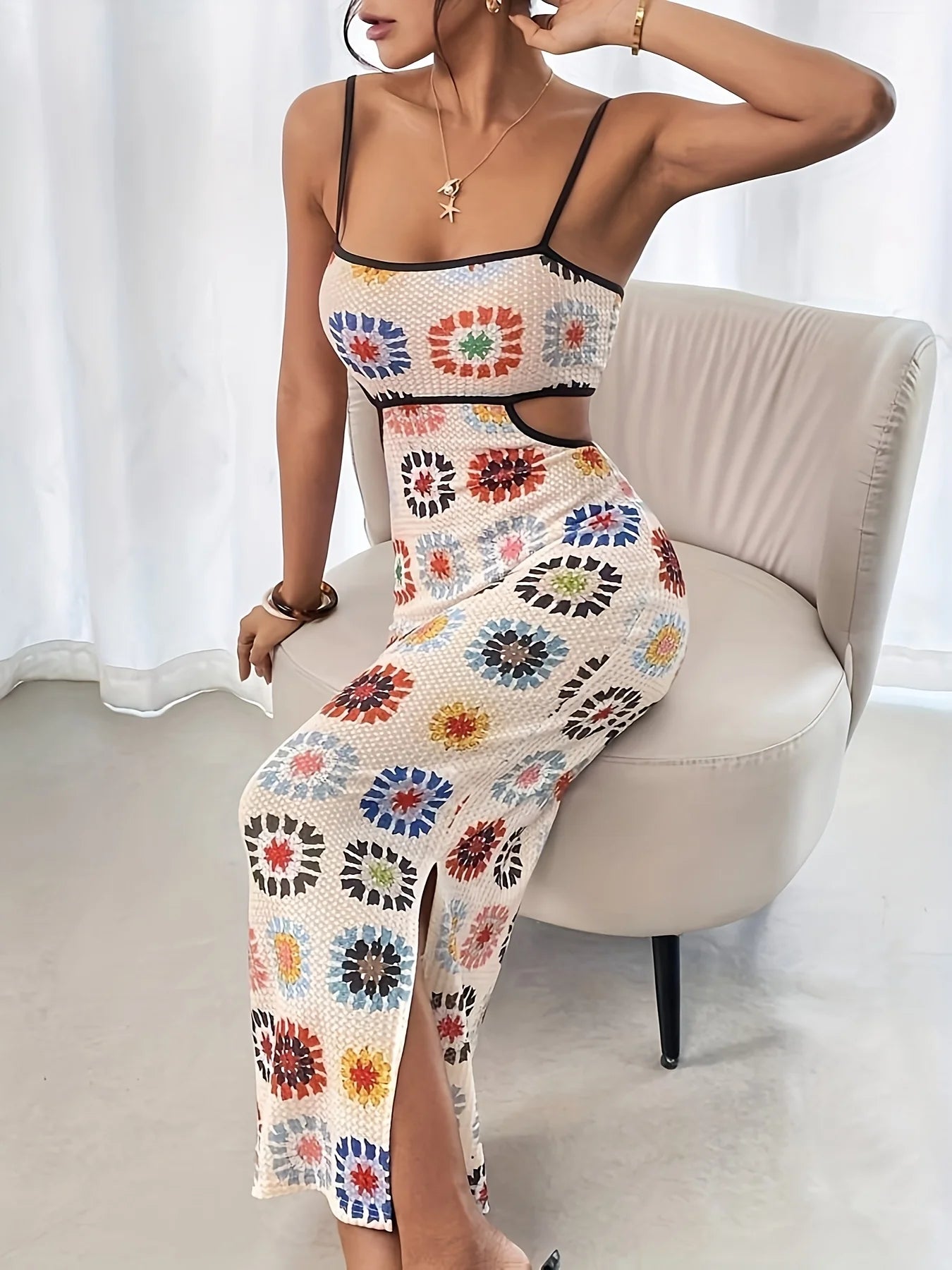 Amalia | Kleid mit Cut-Out-Design