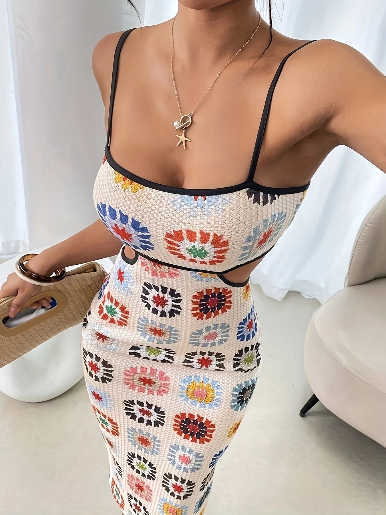 Amalia | Kleid mit Cut-Out-Design