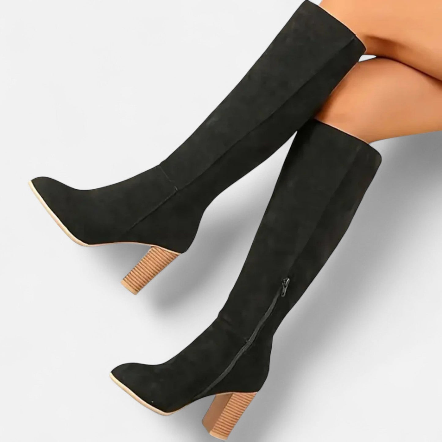 Calyra | Overknee Boots mit Absatz im cleanen Look