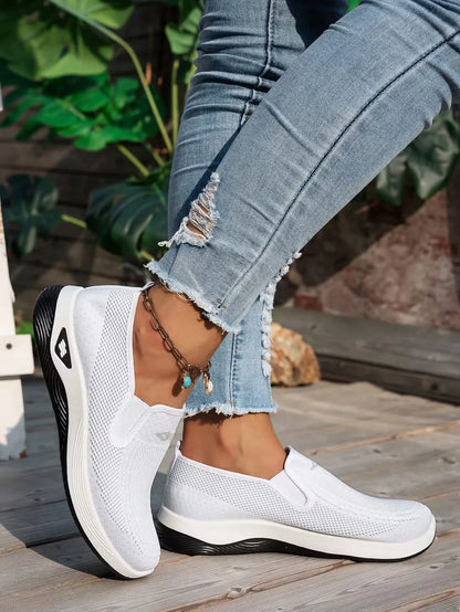 Comforta | Bequeme Slip-On Sneaker mit stoßdämpfender Sohle