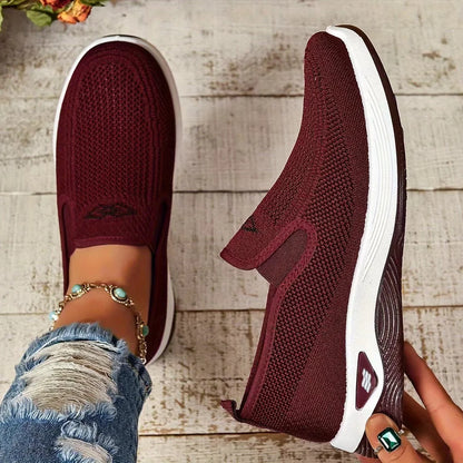 Comforta | Bequeme Slip-On Sneaker mit stoßdämpfender Sohle