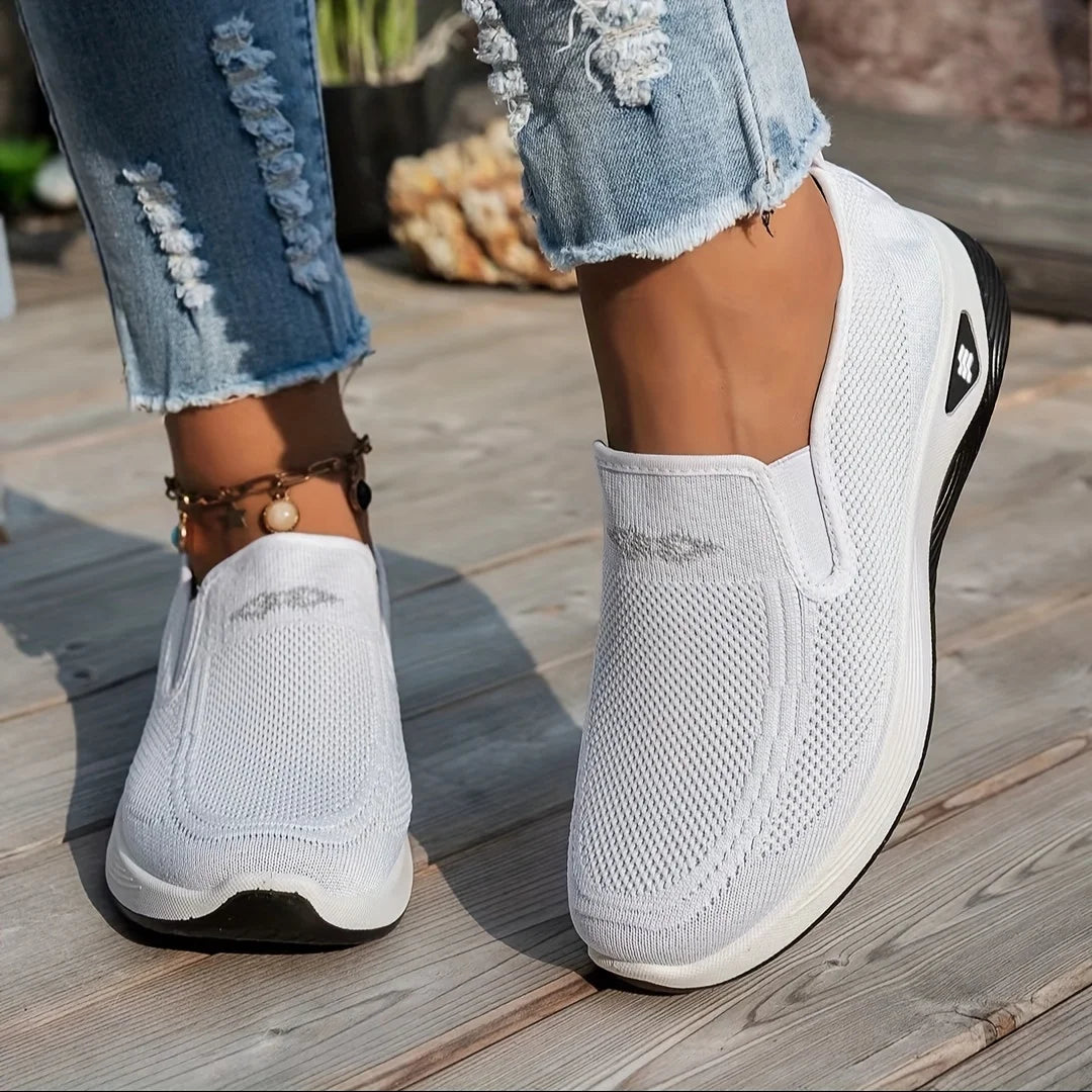Comforta | Bequeme Slip-On Sneaker mit stoßdämpfender Sohle