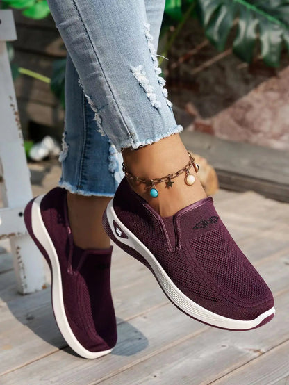 Comforta | Bequeme Slip-On Sneaker mit stoßdämpfender Sohle