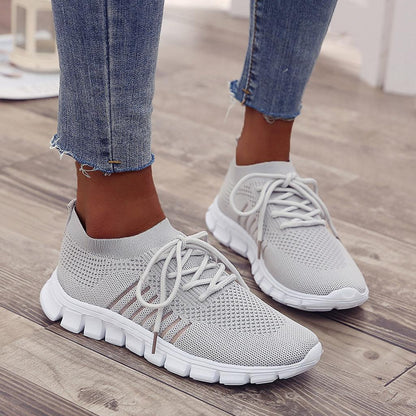 Livia | Leichte Damen Sneaker mit Schnürung