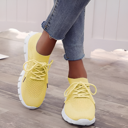Livia | Leichte Damen Sneaker mit Schnürung