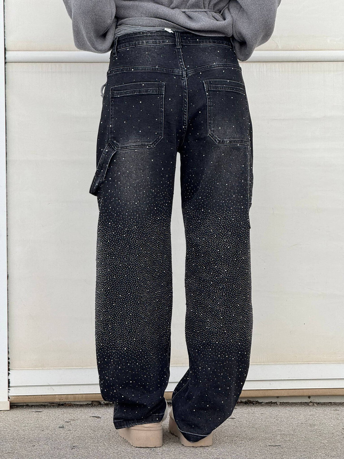 Mara | Trendige Jeans mit Strassdetails im Wide Fit für Damen