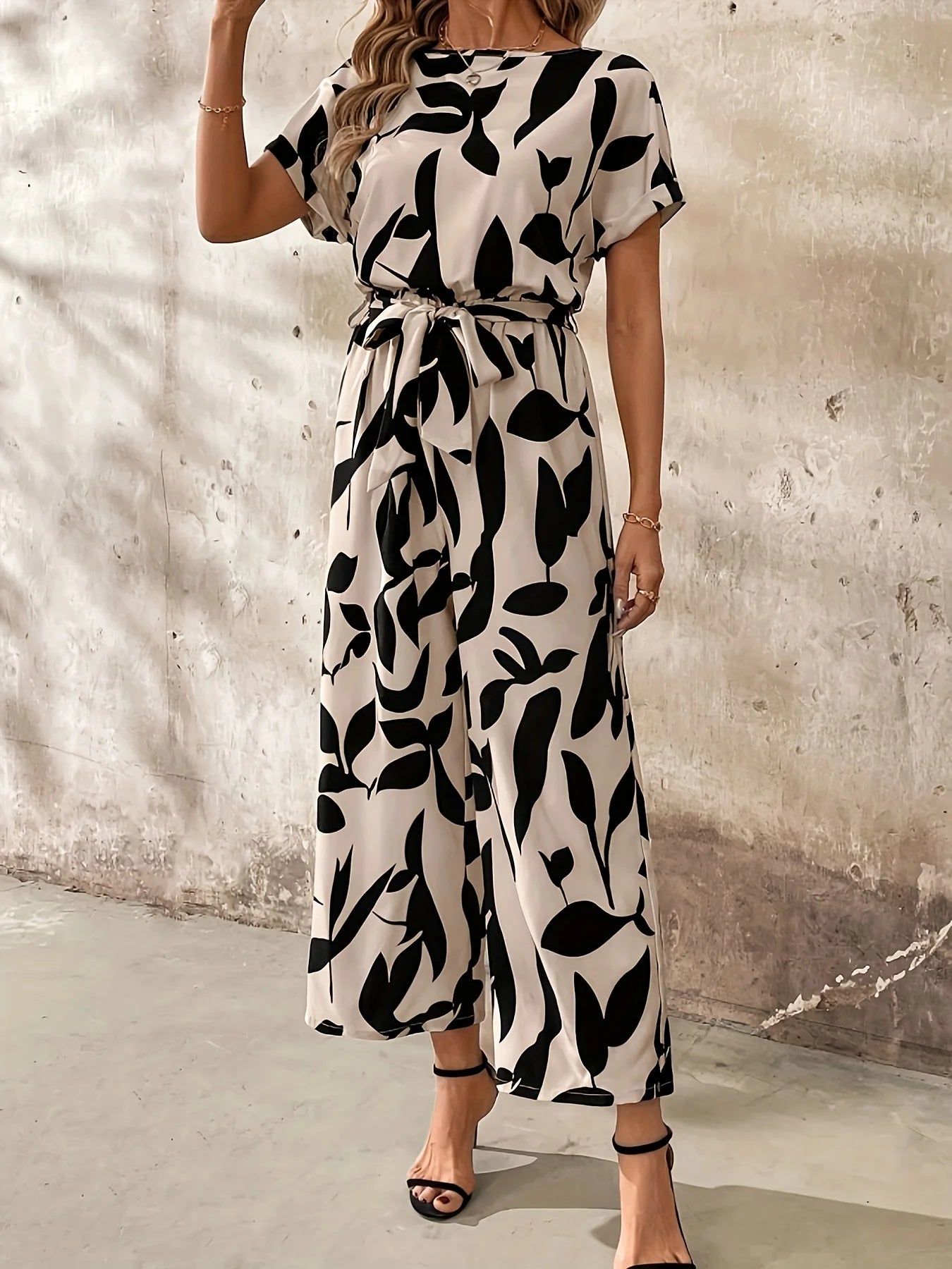 Nadine | Gemusterter Damen Jumpsuit mit Bindegürtel