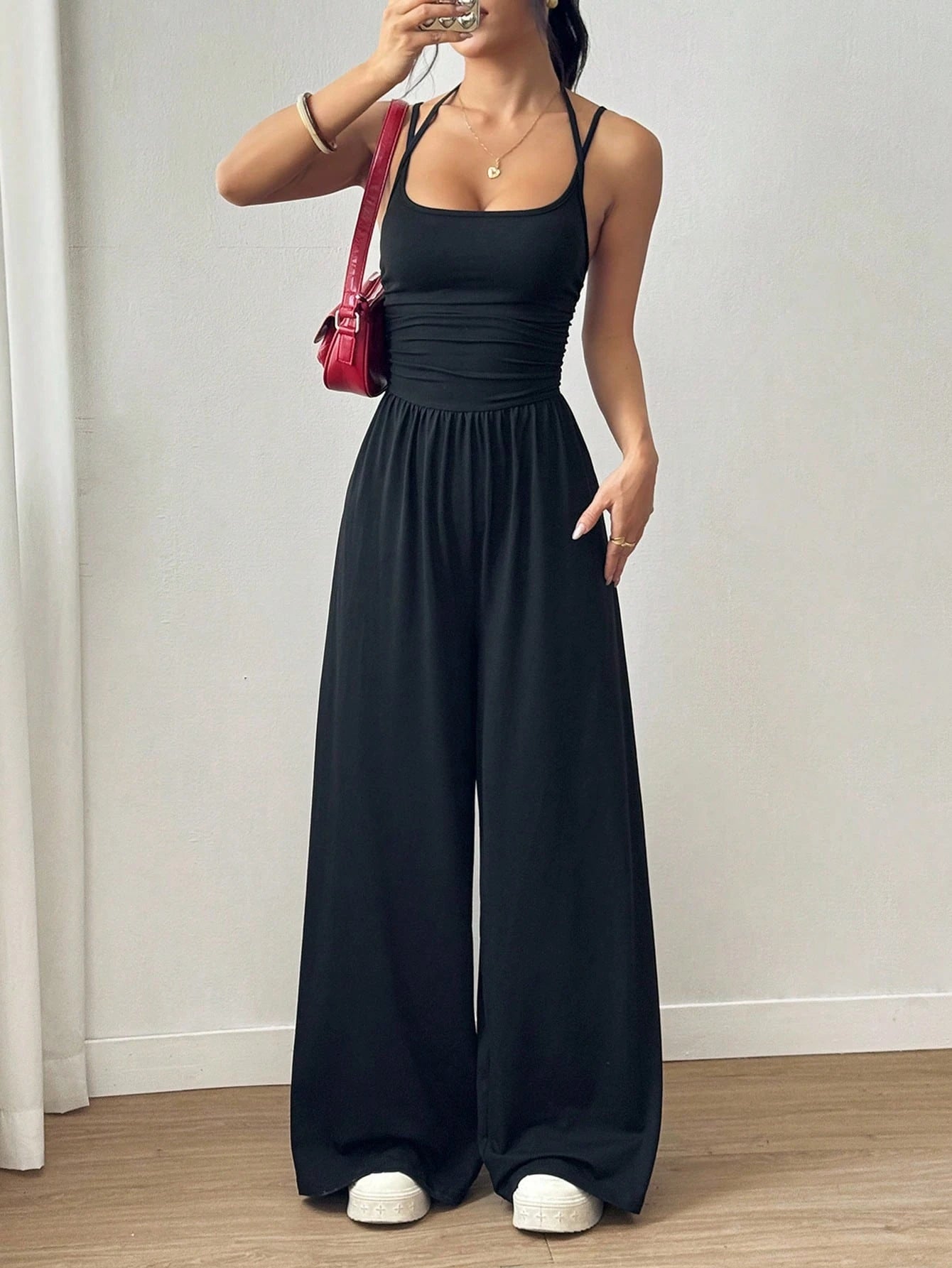 Sophie | Jumpsuit mit weitem Bein und Spaghettiträgern