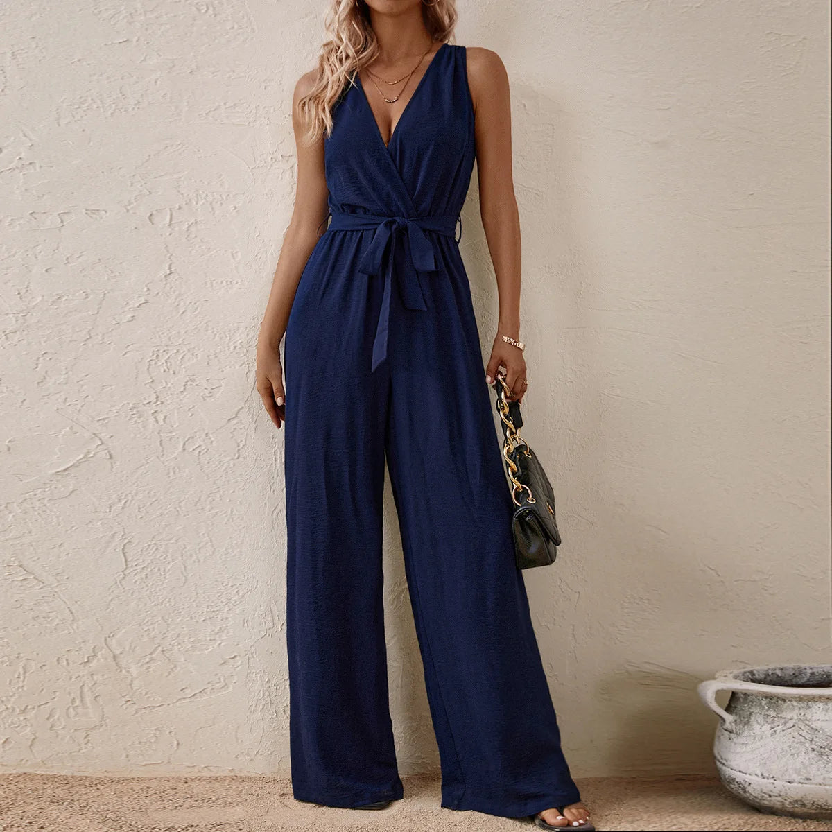 Valeria | Jumpsuit mit weitem Bein und Bindegürtel