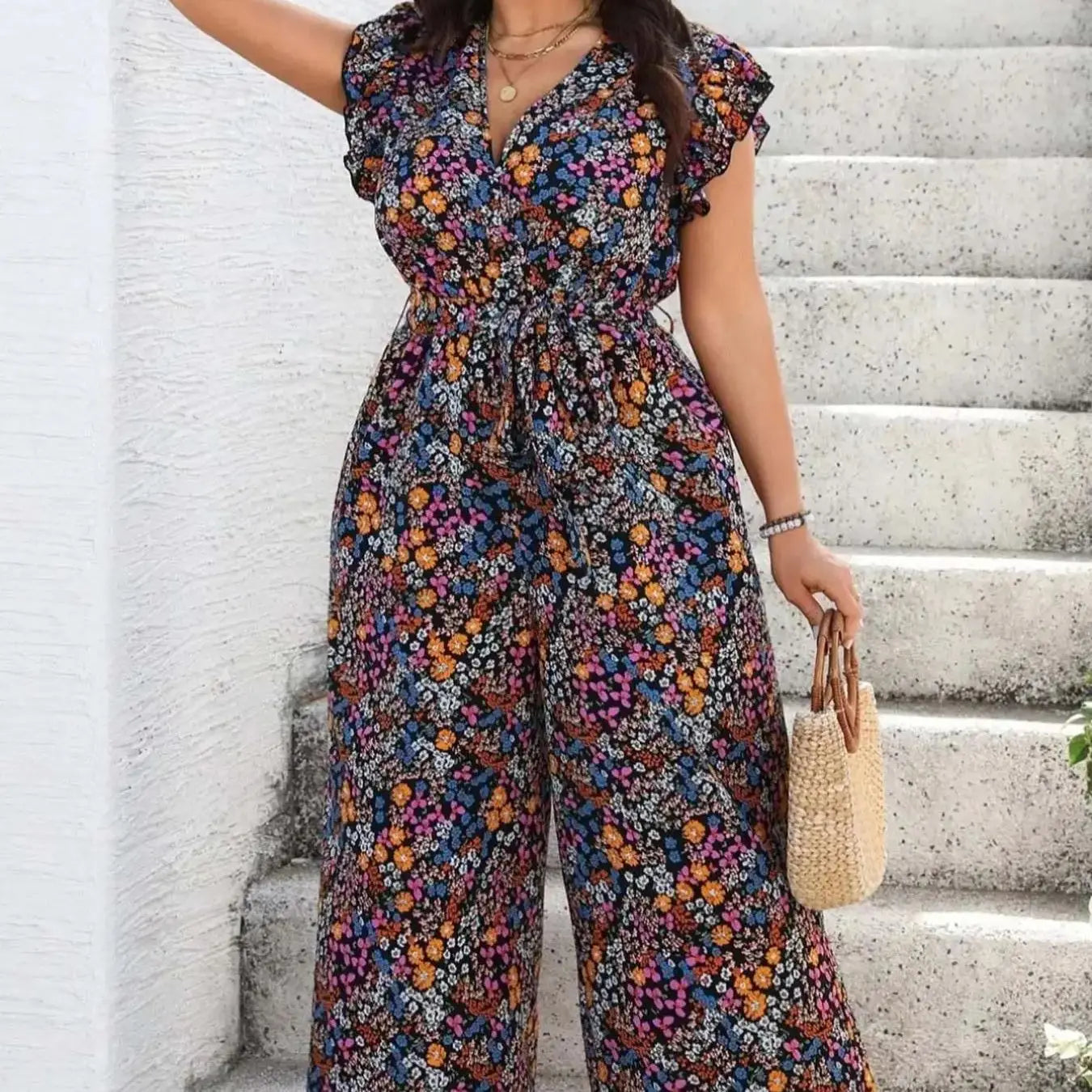 Vanessa | Floraler Damen Jumpsuit mit Volantärmeln