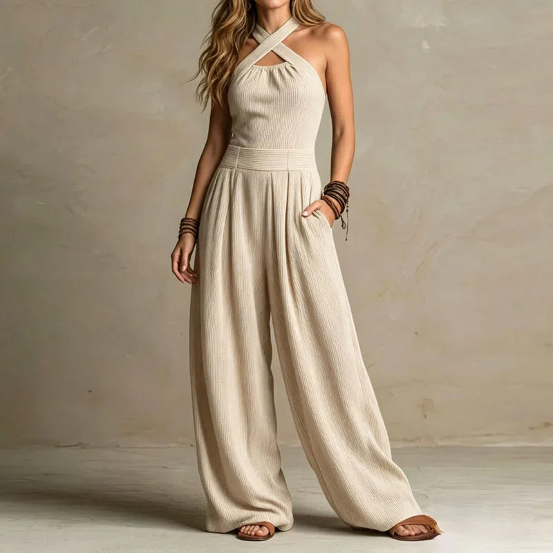 Yuna | Jumpsuit mit Halterneck und weitem Bein